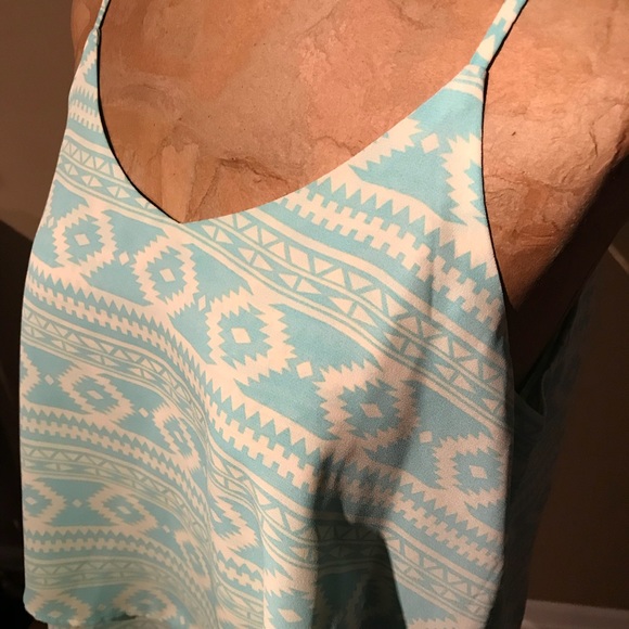 NWOT TOP - Picture 3 of 8